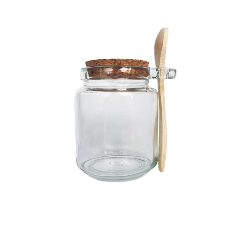 Household kitchen supplies 250ml glass jar for spice and herbs storage with wooden cork lid and bamaboo spoon