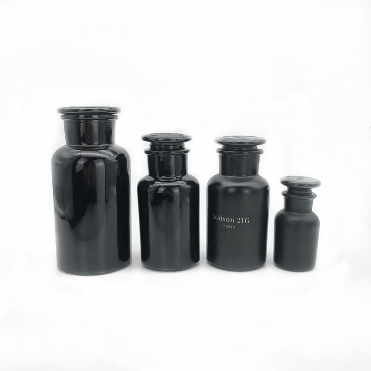 customize 30ml-1liter glossy black and matte black apothecary bottle with glass lid