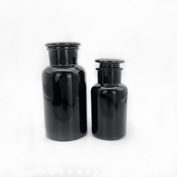 customize 30ml-1liter glossy black and matte black apothecary bottle with glass lid