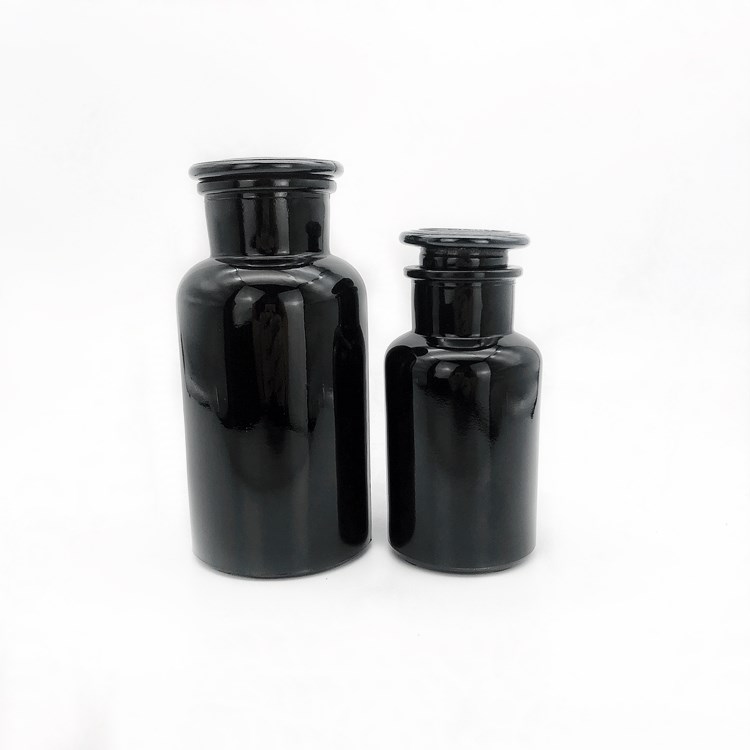 customize 30ml-1liter glossy black and matte black apothecary bottle with glass lid