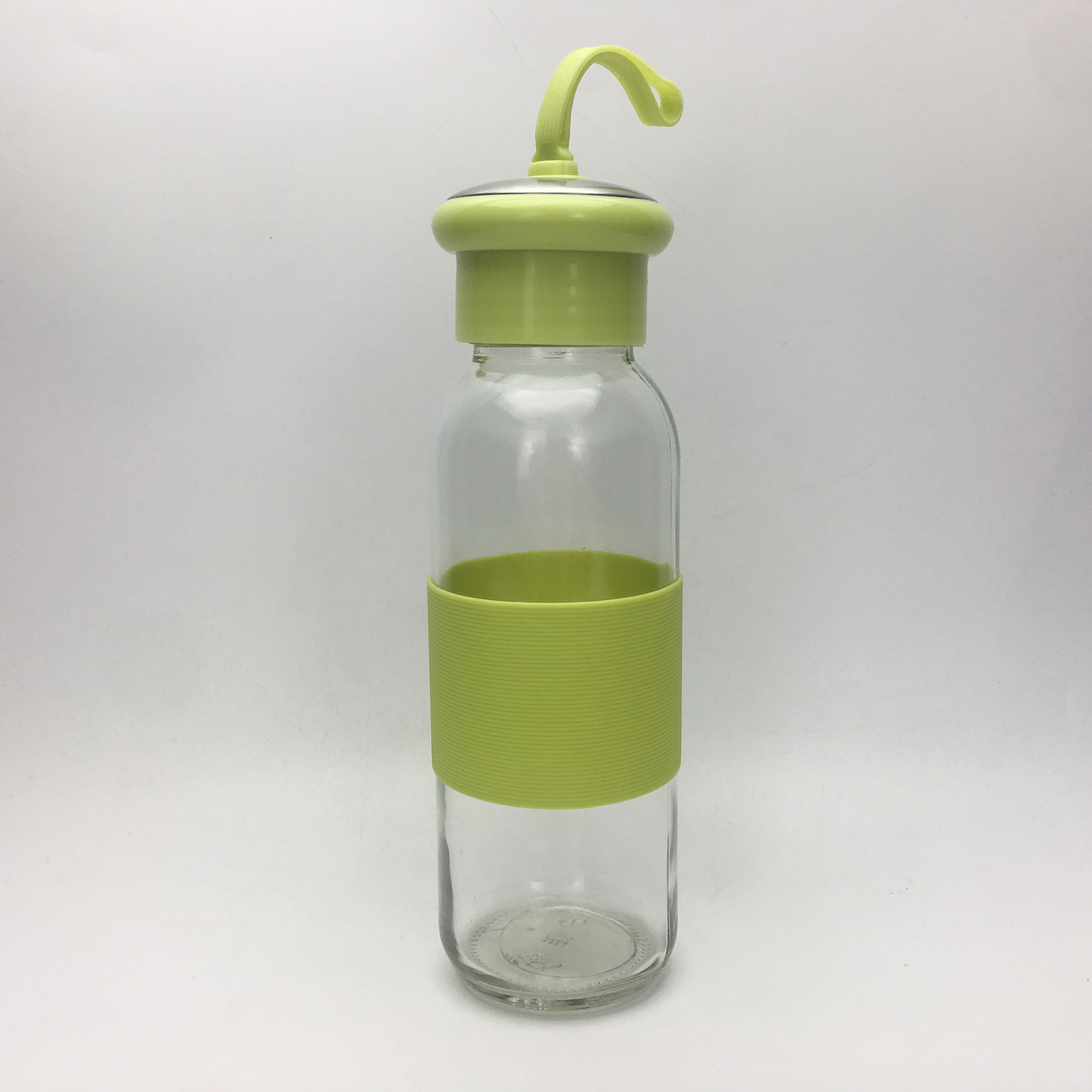 hdpe 300ml garrafas de vidro glass water bottle with silicone sleeve