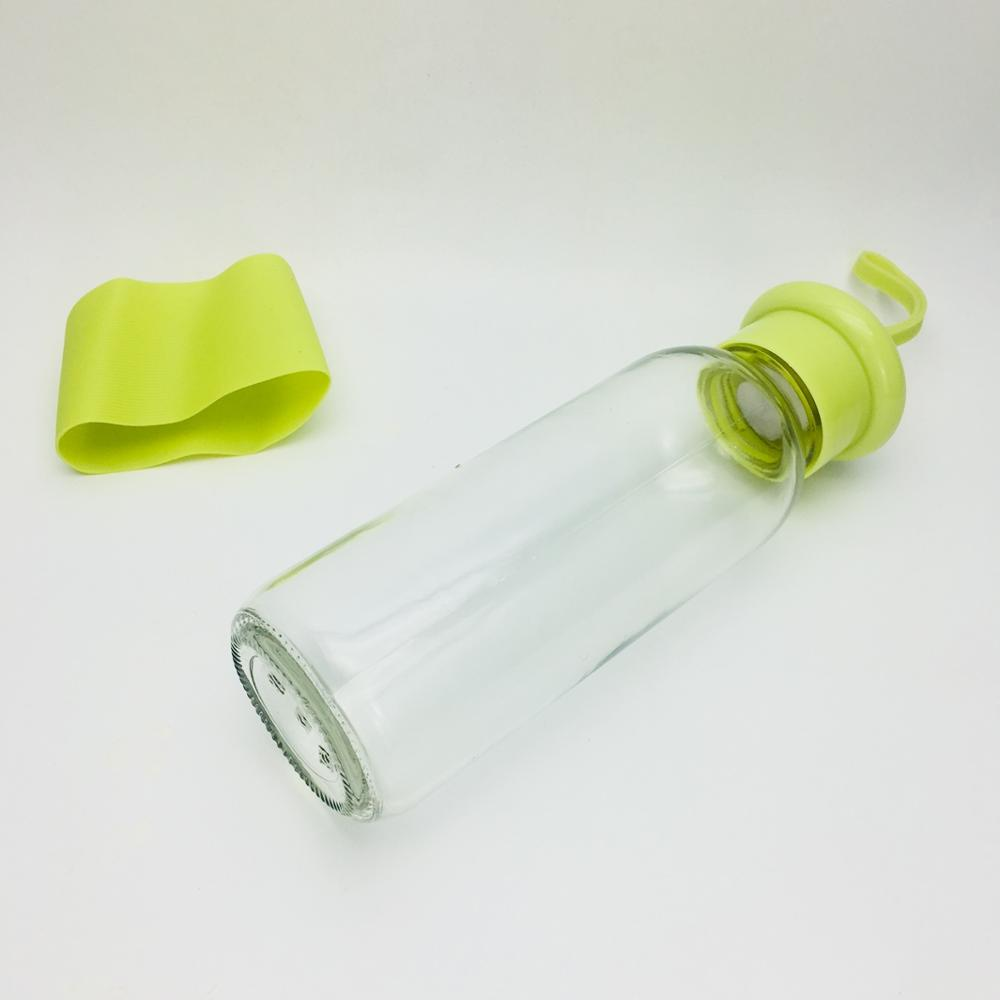 hdpe 300ml garrafas de vidro glass water bottle with silicone sleeve