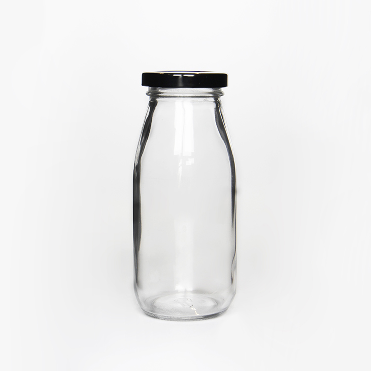 200ml Glass Milk Bottle With Metal Lid Flint Glass Material For Beverage Juice