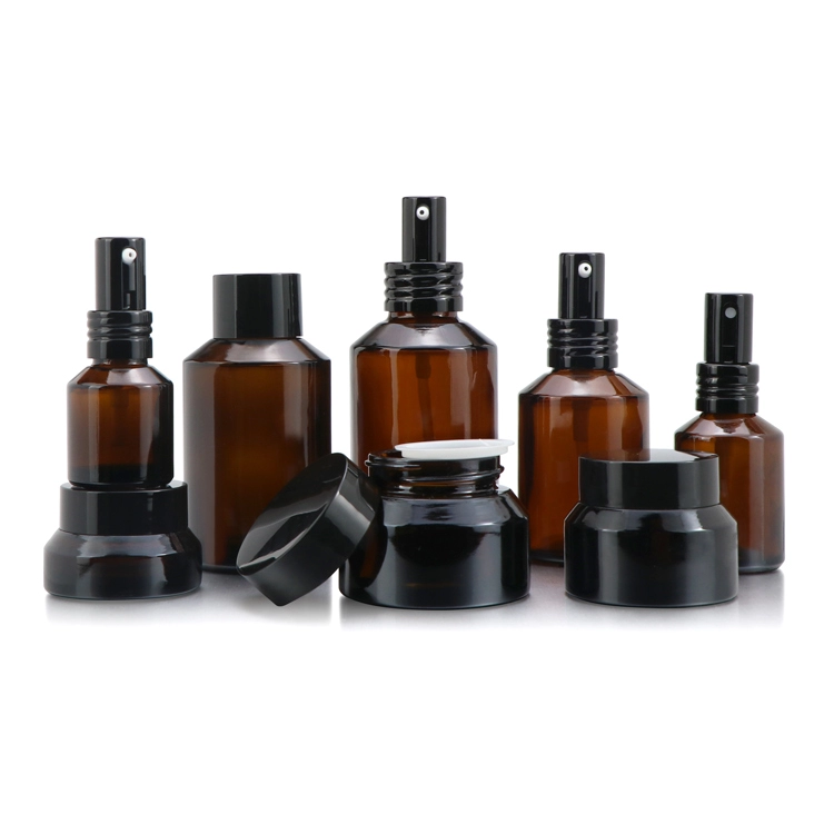 Cosmetic packaging 15ml 30ml 60ml 125ml 200ml black glass spray bottles full set frosted amber glass bottle with black pump