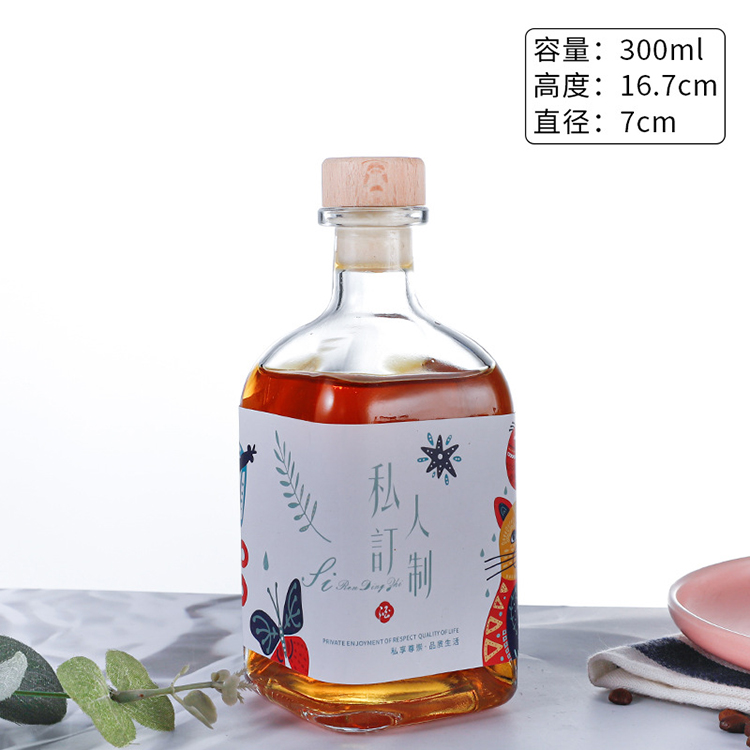 New design glass bottle for wine beverage 100ml 250ml 300ml 375ml 500ml square glass bottle with cork