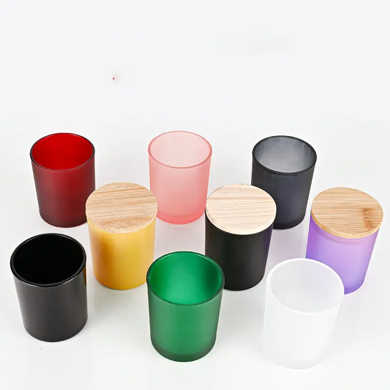 150ml 250ml 300ml 450ml Simple Northern Europe Style Colorful Frosted Black White Red Orange Green Amber Clear Round Shape Candle Holder with Metal or Wooden Lid