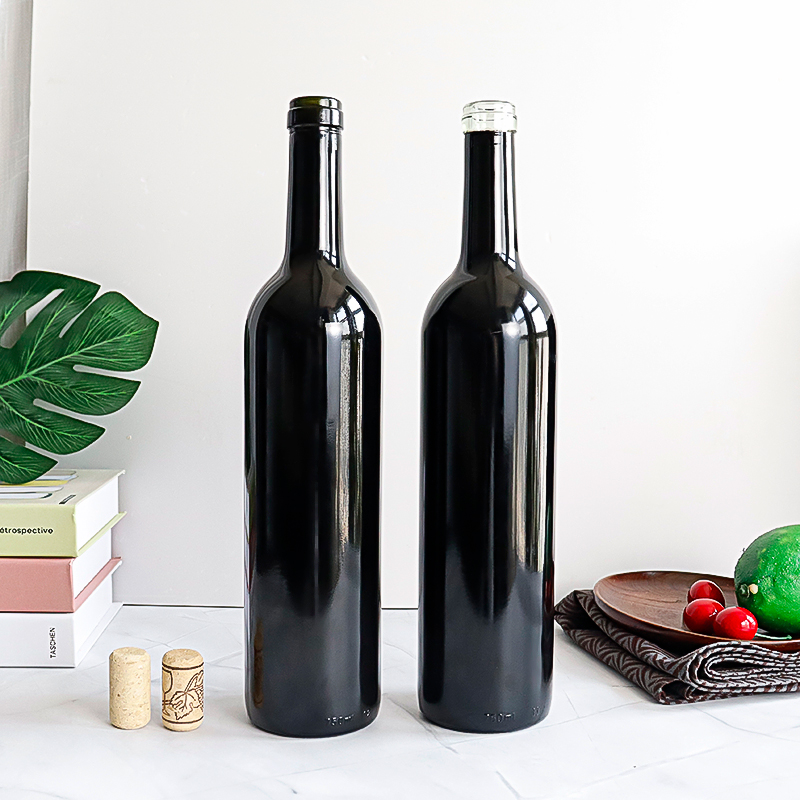 OEM custom shinny black 750ml bordeaux glass wine bottles with cork