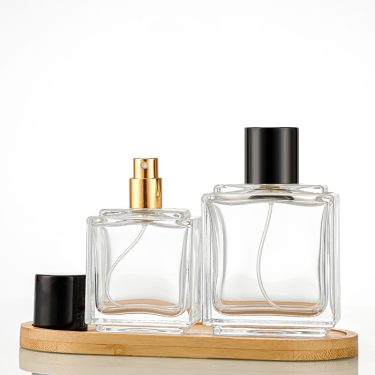 50ml 100ml High Quality Transparent Crystal Short Square Shape Glass Perfume Bottle With Spray Pump