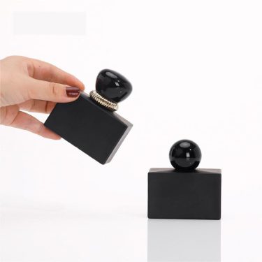 30ml 50ml 100ml Square Flat Shape Frosted Matte Black Refillable Glass Perfume Bottle With Spray Pump