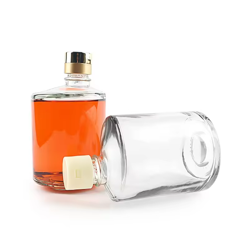 Different Transparent round 530ml crooked neck glass vodka bottlevodka bottles