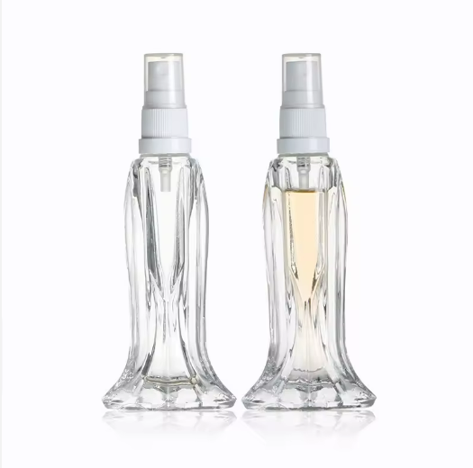 Beautiful design 15ml fish tail shape glass perfume sprayer bottles with pump sprayer Diffuser Bottle Personal Care wholesale