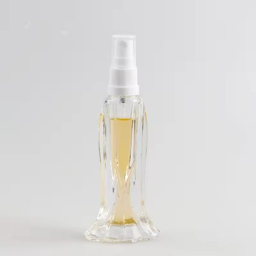 Beautiful design 15ml fish tail shape glass perfume sprayer bottles with pump sprayer Diffuser Bottle Personal Care wholesale