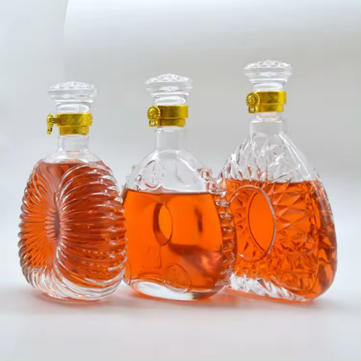 Empty brandy bottle high-grade whisky bottle 500ml glass vodka bottle with cork