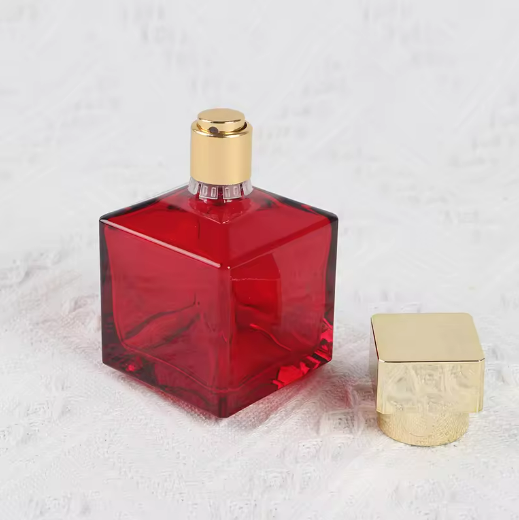 Beautiful design 100ml red square glass perfume bottles with pump sprayer