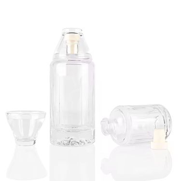 Wholesale High Quality Clear Empty Round 100ml 250ml Glass Liquor Bottle Small Size Glass Spirit Vodka Whisky Wine Bottle with Cork