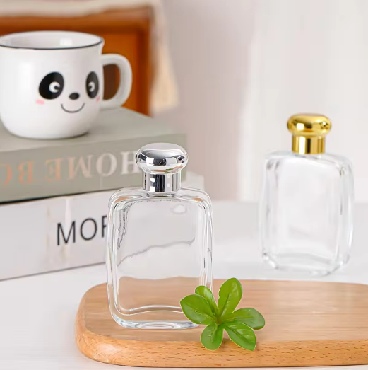 Custom Clear Perfume Bottles 50 Ml 100ml Flat Square Empty Glass Bottles For Perfume Oil With Silver Lids