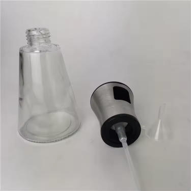 oil glass bottle with sprayer