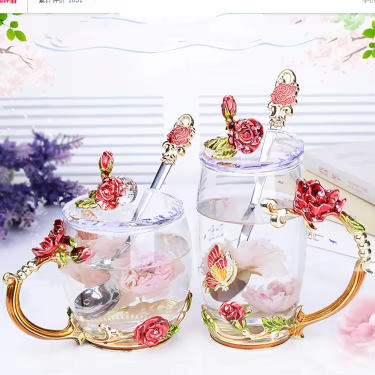 Custom high quality vintage decoration glass cup luxury blown European afternoon tea glass cups for beverage fruit tea coffee