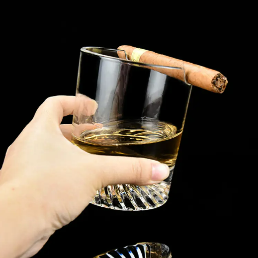 Wholesale Lead Free High Quality Cigar Whiskey Glass With Cigar Holder Creative Thickened Cigar Whisky Glass Thread Cup