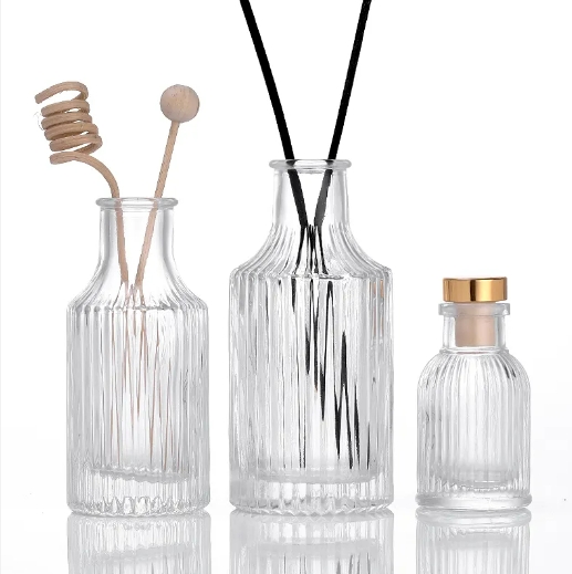 Customized 40ml 100ml 150ml 250ml reed diffuser glass bottle for aromatherapy