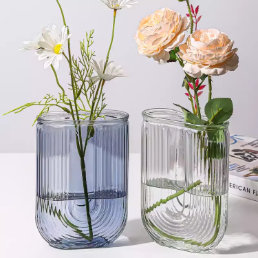 Wholesale Special Flat U shape Glass Flower Colorful Vase Tabletop Decorative Clear Glass Vase For Home Daily Use