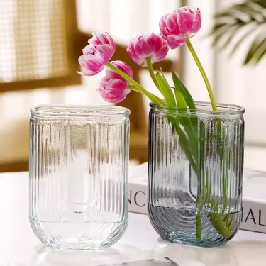 Wholesale Special Flat U shape Glass Flower Colorful Vase Tabletop Decorative Clear Glass Vase For Home Daily Use