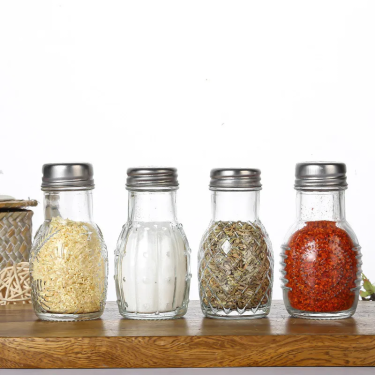 Wholesale Kitchen Seasoning Storage Embossing Glass Container 100ml Glass Shaker Bottles