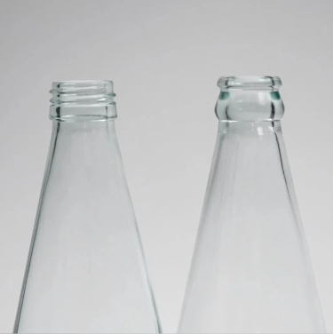 Wholesale 290ml 330ml Clear Empty Beverage Container Glass Juice Bottles