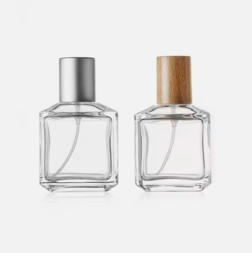 Hot 50ml Transparent Square Glass Bottle Luxury Perfume Cosmetic Glass Bottle with Spray Head