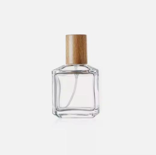 Hot 50ml Transparent Square Glass Bottle Luxury Perfume Cosmetic Glass Bottle with Spray Head