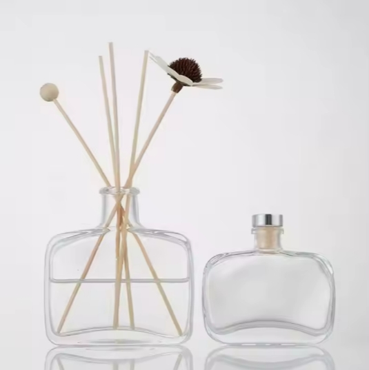 Luxury Empty 100ml 200ml 350ml Perfume Glass Packaging Fragrance Reed Diffuser Bottle with Stopper