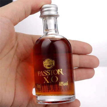 Custom Wholesale 50ml Small Tequila Gin Whiskey Liquor Vodka Glass Bottle