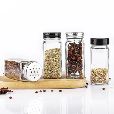 Wholesale 100ml Glass Seasoning Shaker Bottles Food Storage Container with Airtight Plastic or Metal Lids